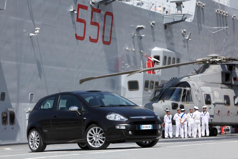  Fiat Punto Evo 2009 года  (фото 22 из 45)